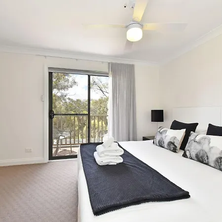 Villa 2Br Heafy Lodge Villa Located Within Cypress Lakes Resort Pokolbin Exterior photo